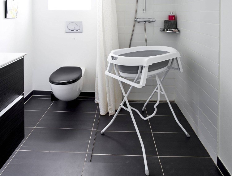 pol_pl_Baby-Dan-Stojak-na-wanienke-SafeSplash-skladany-bialy-34921_4 - Kopia.jpg